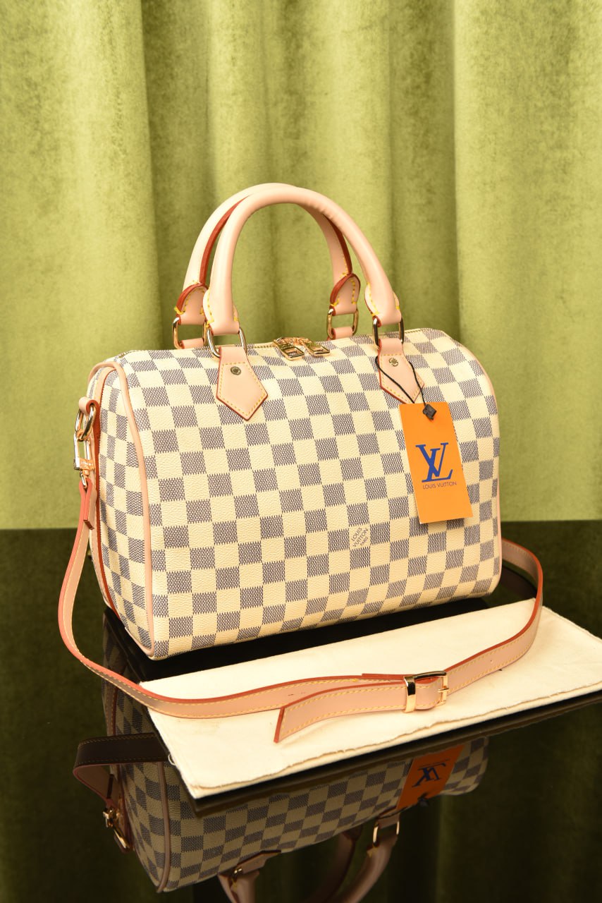 <br />
<b>Notice</b>:  Undefined index: adi in <b>/home2/kalacine/cumali.kalaci.net/canta/index.php</b> on line <b>52</b><br />
