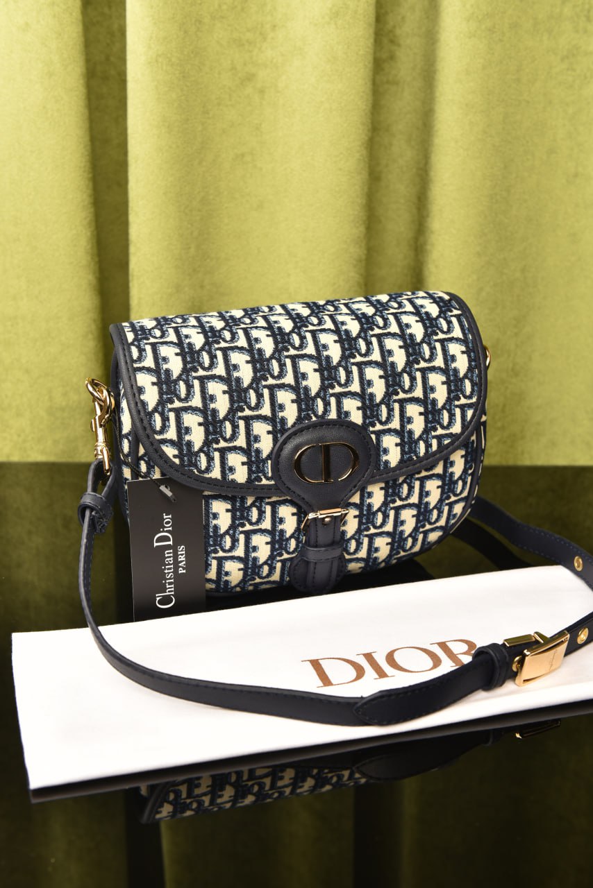 <br />
<b>Notice</b>:  Undefined index: adi in <b>/home2/kalacine/cumali.kalaci.net/canta/index.php</b> on line <b>52</b><br />
