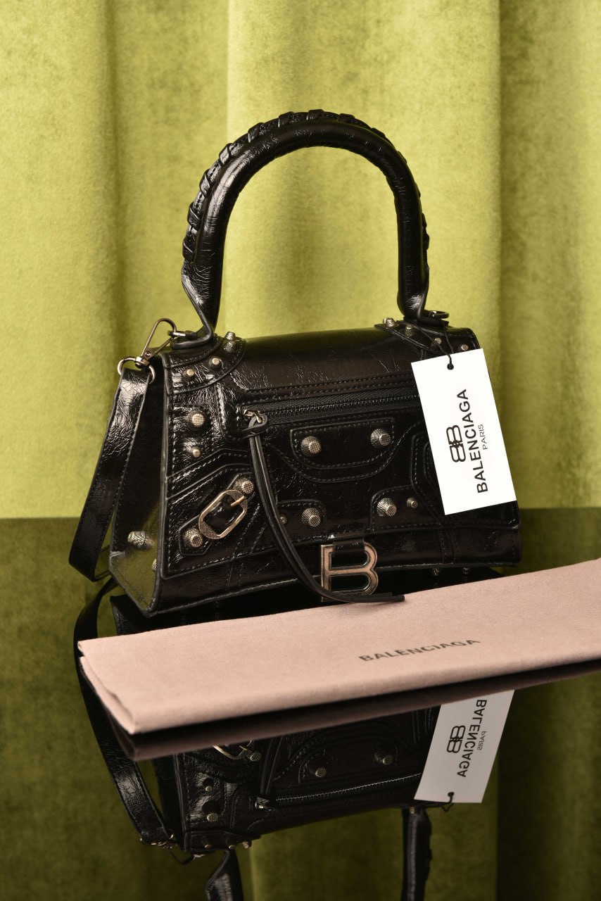 <br />
<b>Notice</b>:  Undefined index: adi in <b>/home2/kalacine/cumali.kalaci.net/canta/index.php</b> on line <b>52</b><br />
