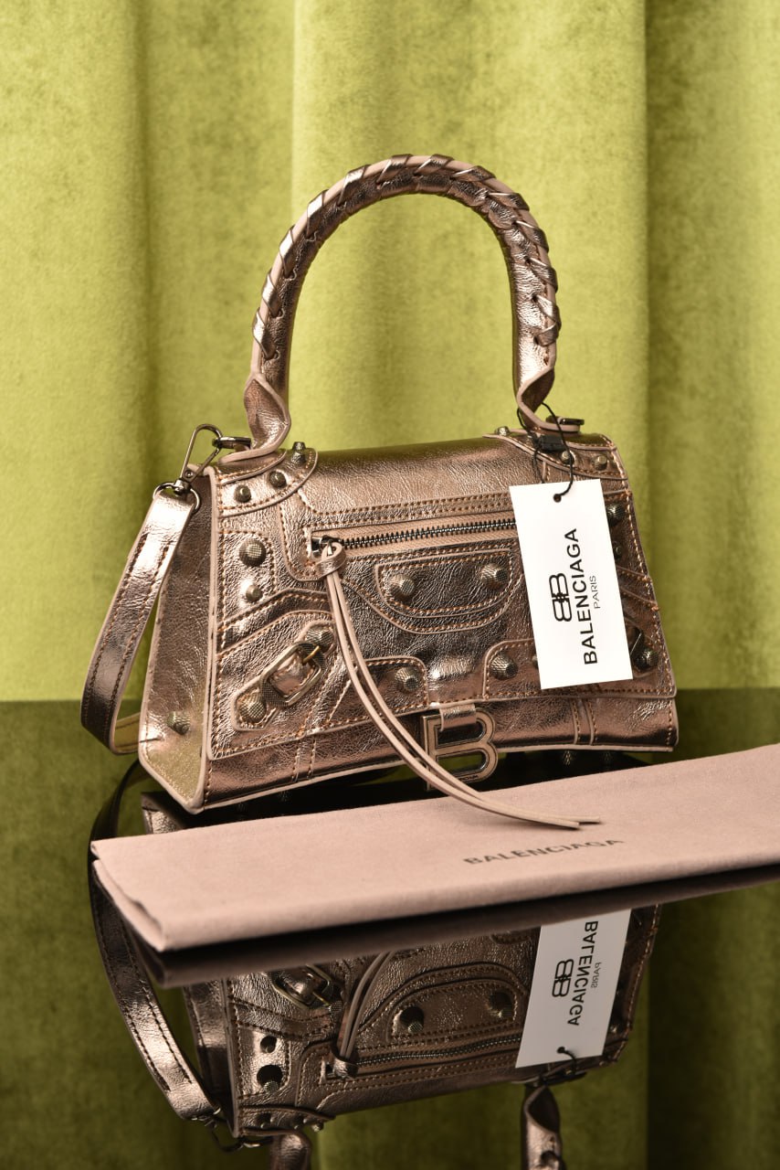 <br />
<b>Notice</b>:  Undefined index: adi in <b>/home2/kalacine/cumali.kalaci.net/canta/index.php</b> on line <b>52</b><br />
