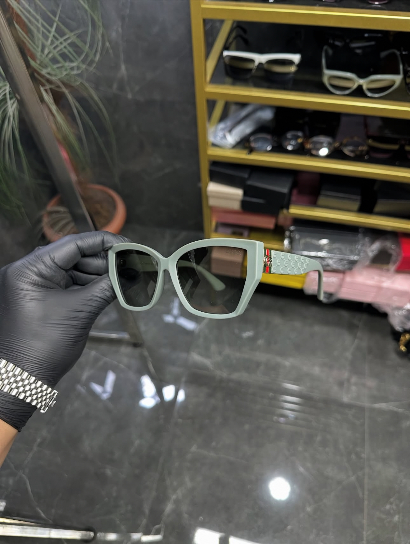 <br />
<b>Notice</b>:  Undefined index: adi in <b>/home2/kalacine/cumali.kalaci.net/gozluk/index.php</b> on line <b>52</b><br />
