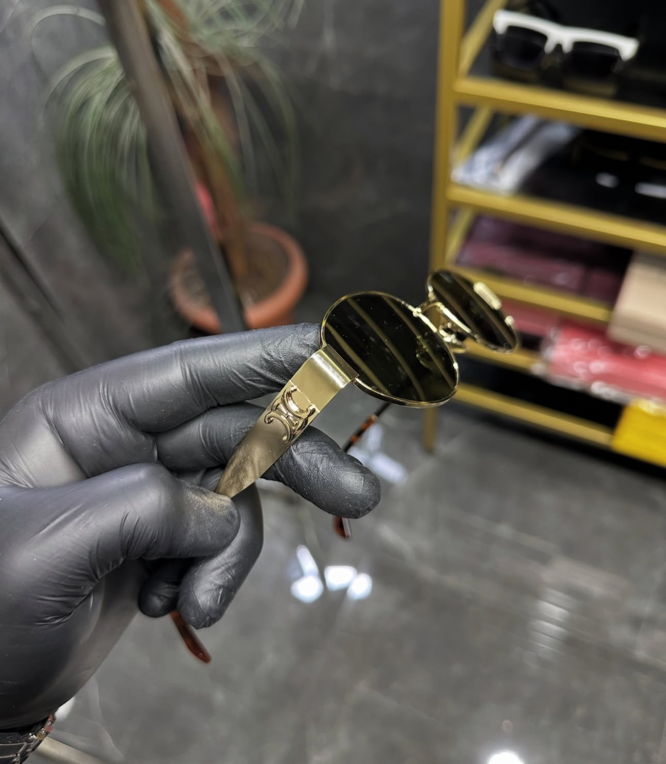 <br />
<b>Notice</b>:  Undefined index: adi in <b>/home2/kalacine/cumali.kalaci.net/gozluk/index.php</b> on line <b>52</b><br />
